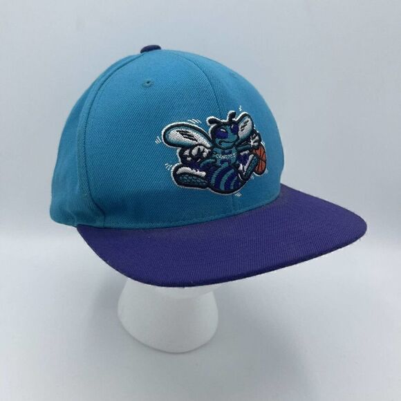 Mitchell & Ness Hat Charlotte Hornets Snapback Hardwood Classics Basketball Cap - Picture 1 of 8
